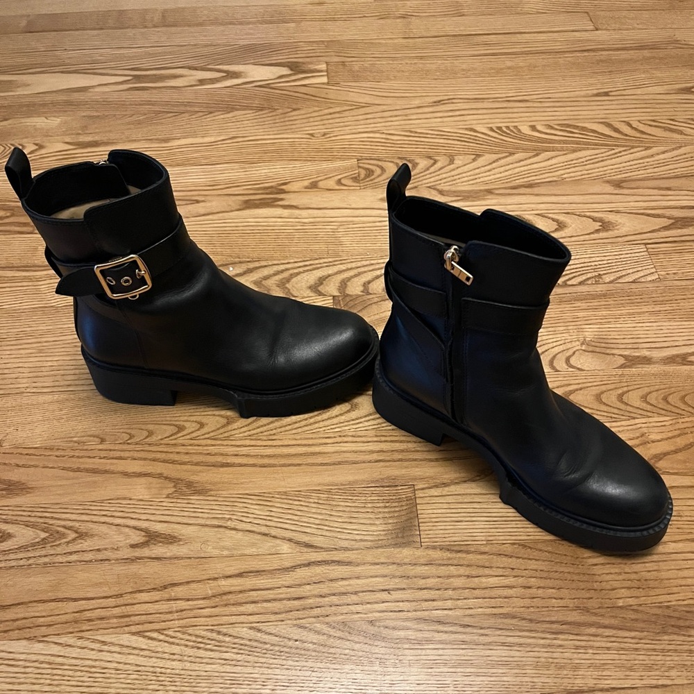 Gently Worn Coach Lacey Black Leather Moto Boots Size 8